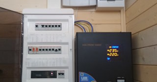 Установка и подключение стабилизаторов напряжения от 582 руб в Жигулевске - ЭлектроЖгл